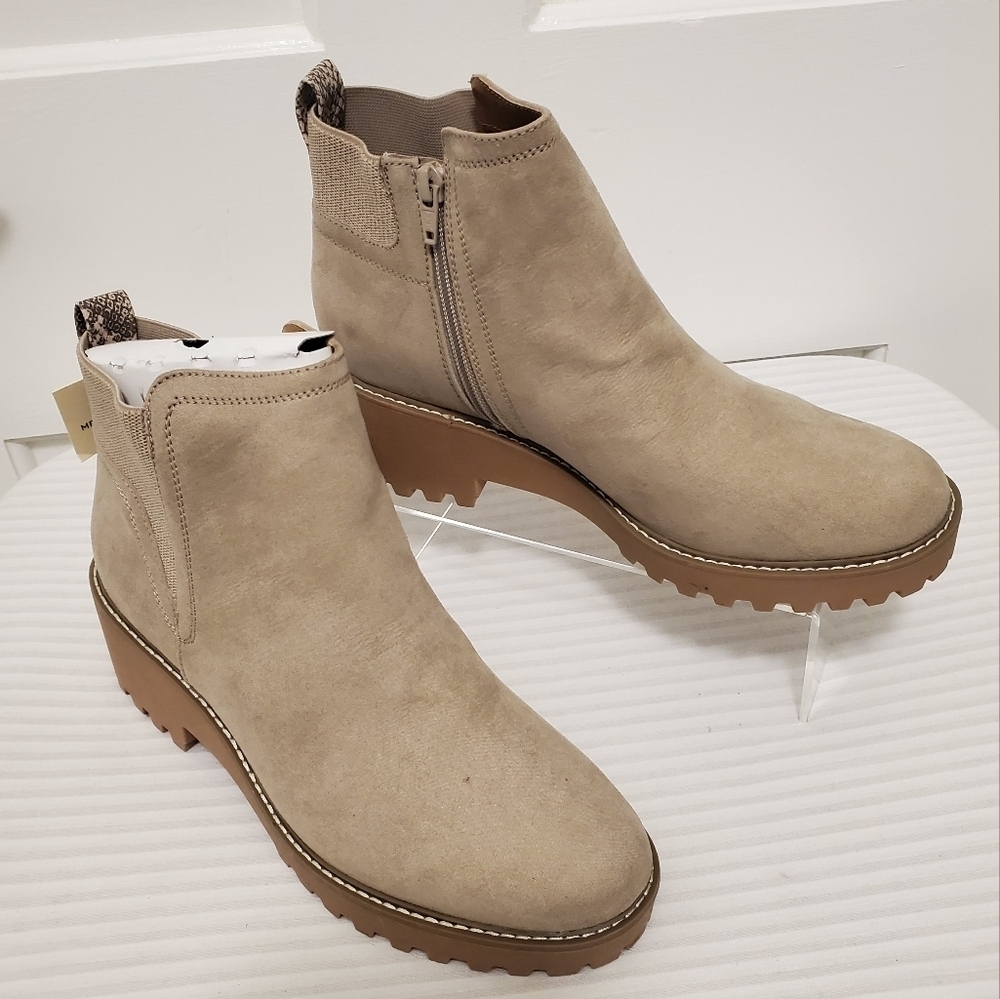 Universal Thread Women's Taupe Suede Ankle Booties